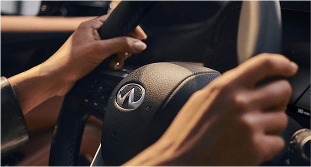 INFINITI SV vehicle alloy wheels